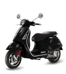 Skúter Vespa GTS 125ie Super čierna